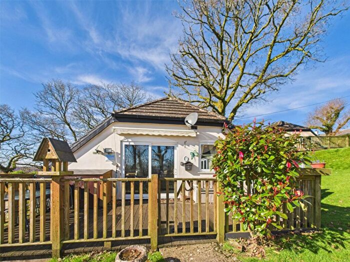 2 Bedroom Detached House For Sale In Highampton, EX21