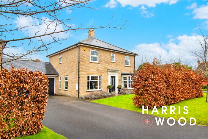 4 Bedroom Detached House For Sale In Prentice Place, Coggeshall, Colchester, CO6