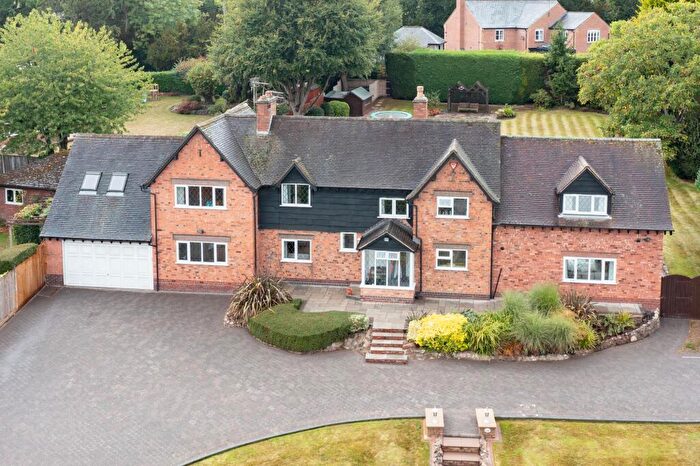 5 Bedroom Detached House For Sale In Swan Street, Alvechurch, B48