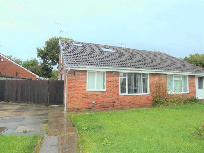 3 Bedroom Semi-Detached House To Rent In Whitby Avenue, Ingol, Preston, PR2