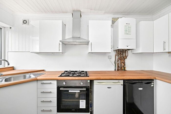 2 Bedroom End Of Terrace House For Sale In Avon Drive, Linlithgow Bridge, EH49