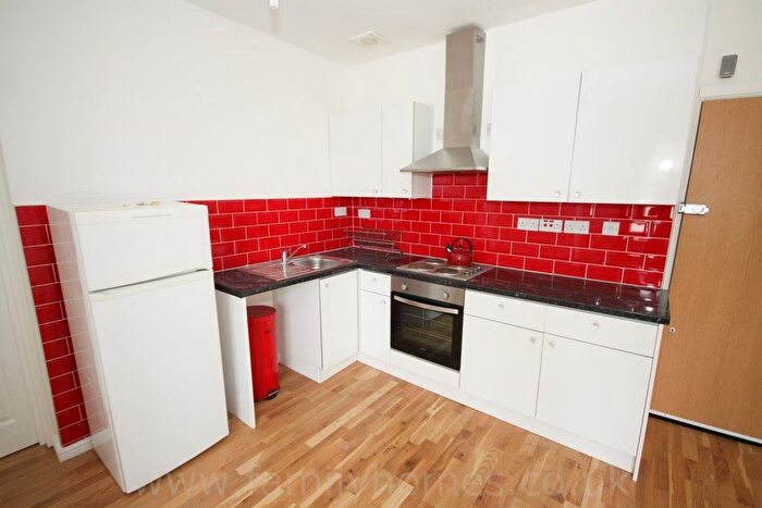 1 Bedroom Flat To Rent In Station Street, Sittingbourne, ME10