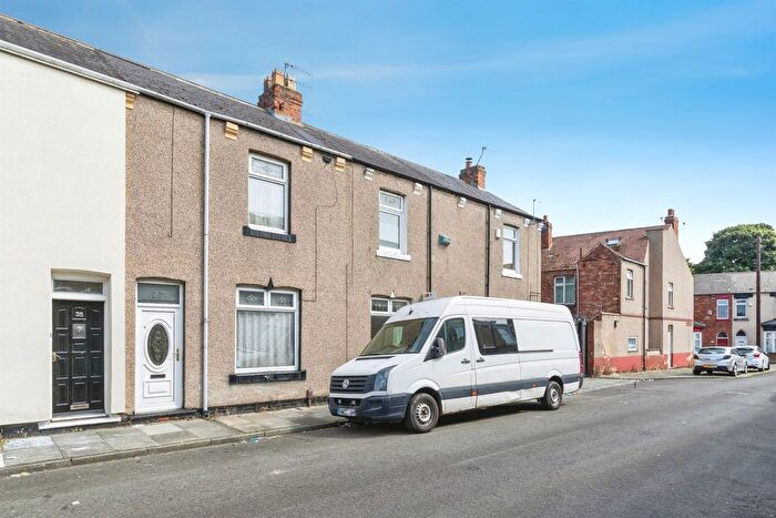 2 Bedroom End Of Terrace House For Sale In Thirlmere Street, Hartlepool, TS26
