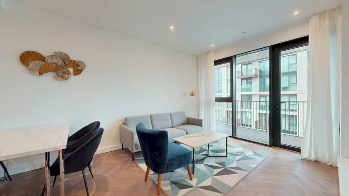 2 Bedroom Flat To Rent In Merino Gardens, E1W