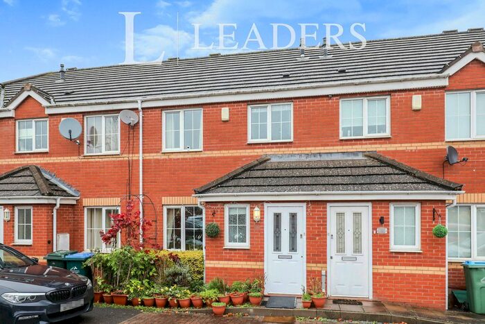 3 Bedroom Semi-Detached House To Rent In Deighton Grove, Willenhall, Coventry, CV3