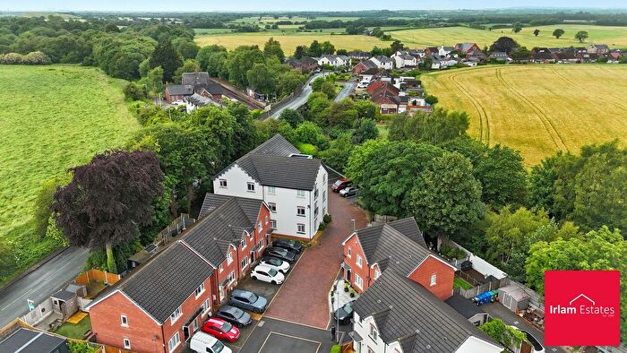 2 Bedroom Flat For Sale In Glazebrook Meadows, Glazebrook, WA3