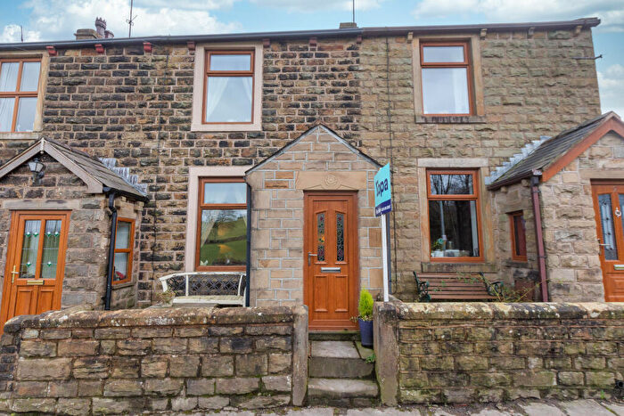 2 Bedroom Terraced House For Sale In Walverden Road, Briercliffe, Burnley, BB10