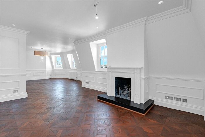 3 Bedroom Flat To Rent In Eaton Place, Belgravia, London, SW1X
