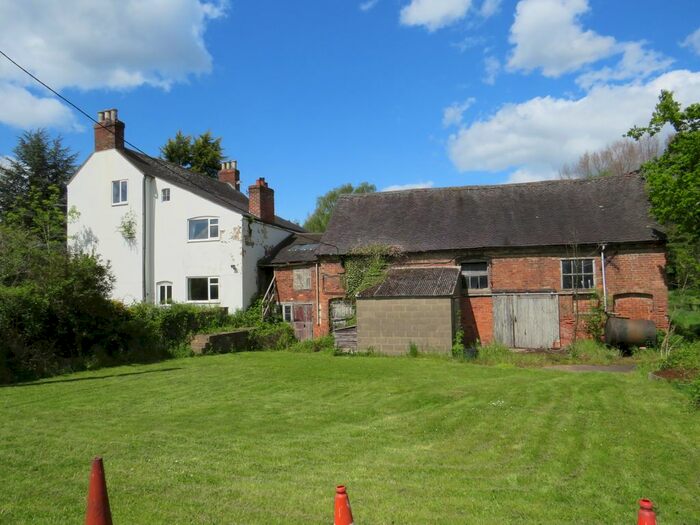 6 Bedroom Property For Sale In Rosliston Road, Drakelow, Burton-On-Trent, DE15