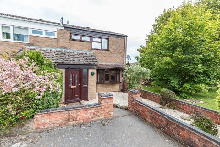 3 Bedroom Semi-Detached House To Rent In Vardon Way, Kings Norton, B38