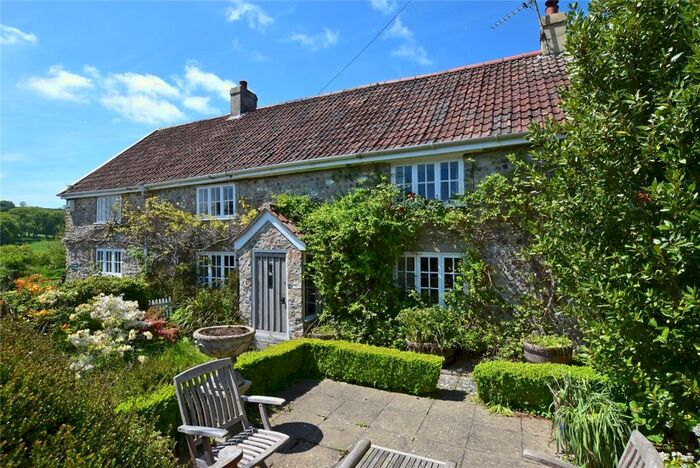 4 Bedroom Detached House For Sale In Chardstock, Axminster, Devon, EX13