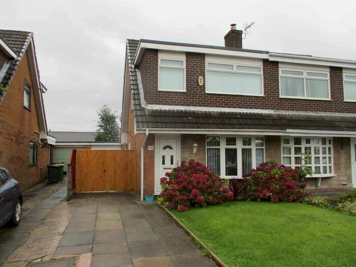 3 Bedroom Semi-Detached House To Rent In Ullswater Road, Astley, Tyldesley, Manchester, Greater Manchester, M29