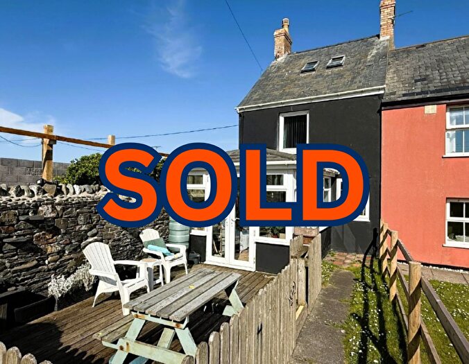 2 Bedroom Cottage For Sale In Borth, SY24