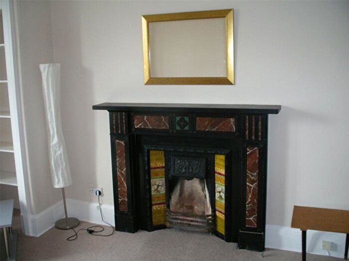 1 Bedroom Flat To Rent In Henderson Row, New Town, Edinburgh, EH3