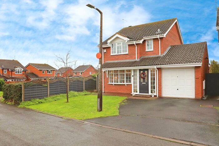 3 Bedroom Detached House For Sale In Butterfield Close, Perton, Wolverhampton, Staffordshire, WV6