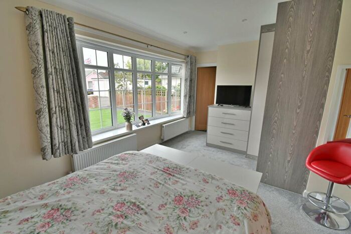 3 Bedroom Detached Bungalow For Sale In Mayfield Drive, Ferndown, BH22