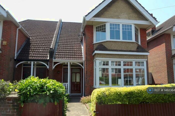 3 Bedroom Semi-Detached House To Rent In Norfolk Road, Southampton, SO15