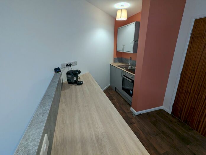 2 Bedroom Apartment To Rent In Heavygate Road, Sheffield, S10