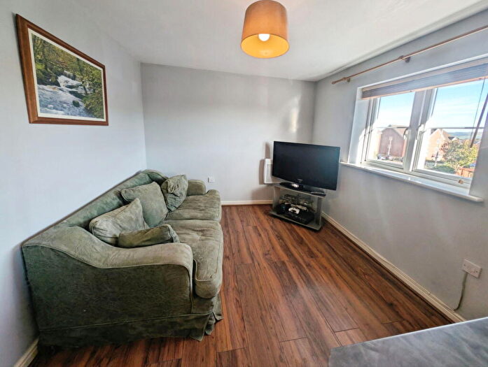 1 Bedroom Coach House For Sale In Knights Walk, Caerphilly, CF83