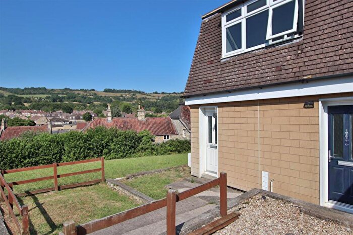 2 Bedroom Flat To Rent In Southlands, Bath, BA1