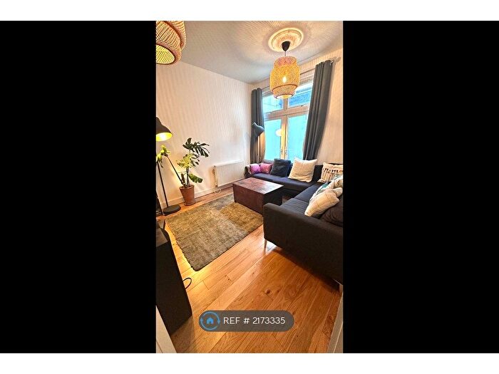 4 Bedroom Terraced House To Rent In London, London, N22