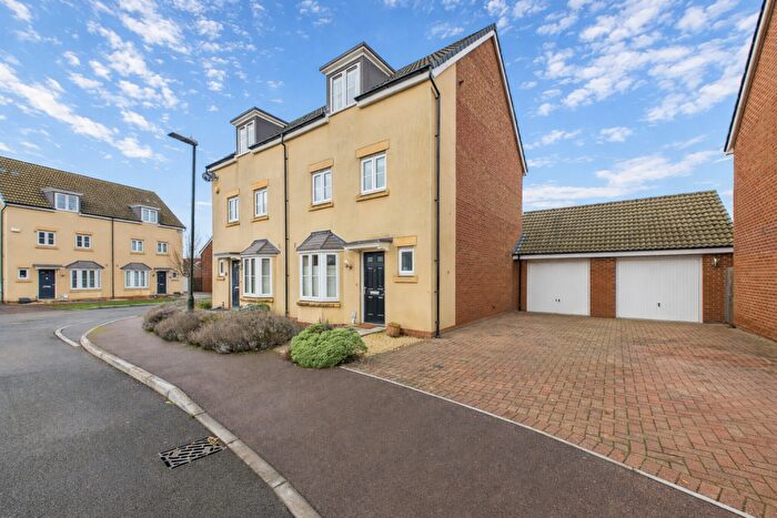 4 Bedroom Semi Detached House For Sale In Spinners Road, Brockworth, Gloucester, GL3