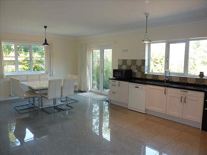 3 Bedroom Detached House For Sale In Chapel Lane, Barnoldby-le-beck, Grimsby, DN37