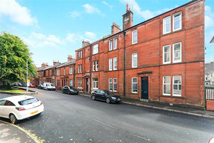 1 Bedroom Flat To Rent In Seamore Street, Largs, Ayrshire, KA30