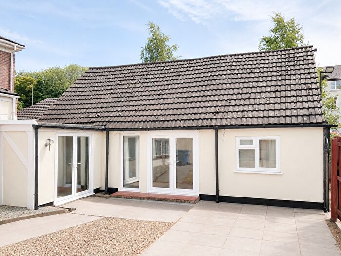 3 Bedroom Detached Bungalow To Rent In A High Street, Stourbridge, DY8