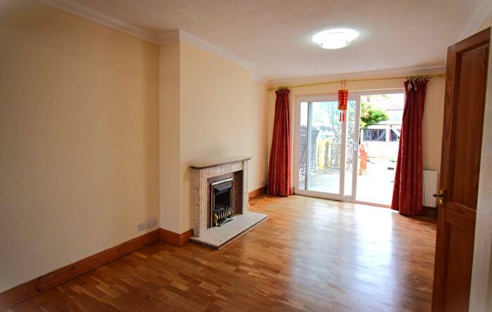 4 Bedroom Terraced House To Rent In Yeading Avenue, Rayners Lane, HA2