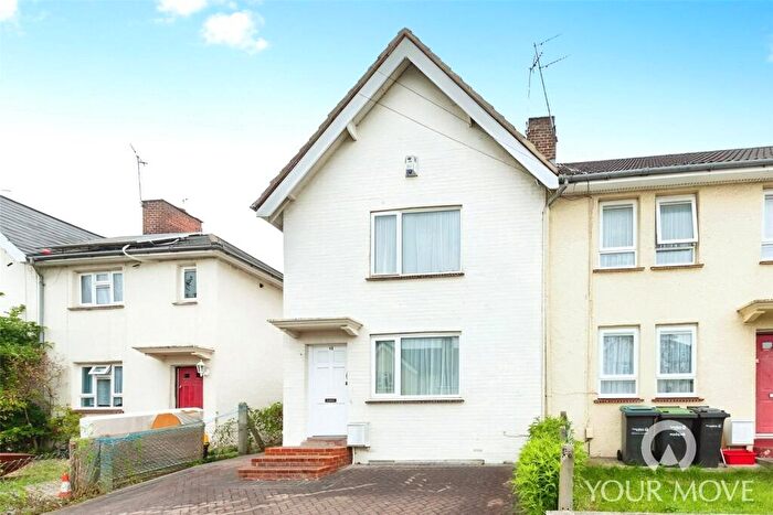 3 Bedroom End Of Terrace House To Rent In Dickens Road, Gravesend, Kent, DA12