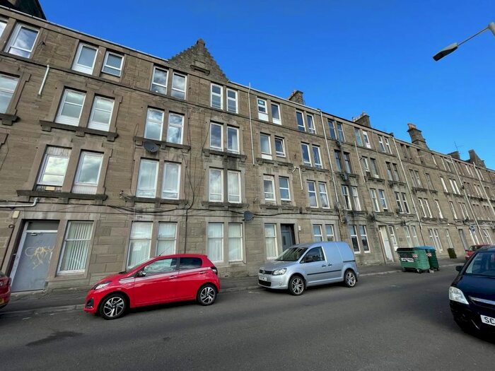 1 Bedroom Flat To Rent In Lyon Street, Dundee, DD4
