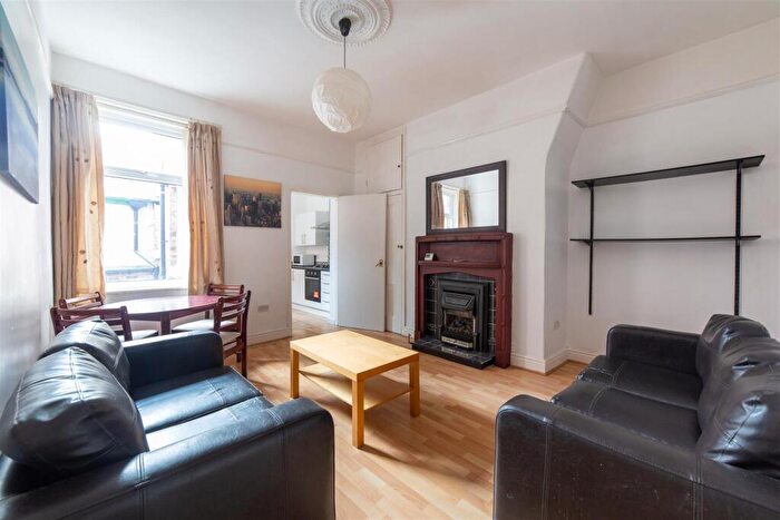 2 Bedroom Flat To Rent In Warton Terrace, Heaton, NE6