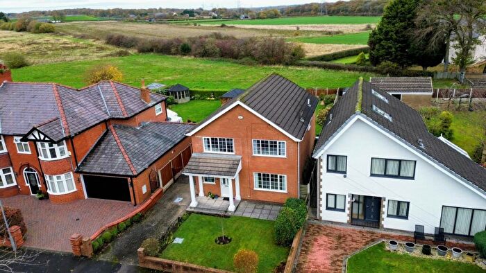 4 Bedroom Detached House For Sale In St Helens Road, Prescot, L34