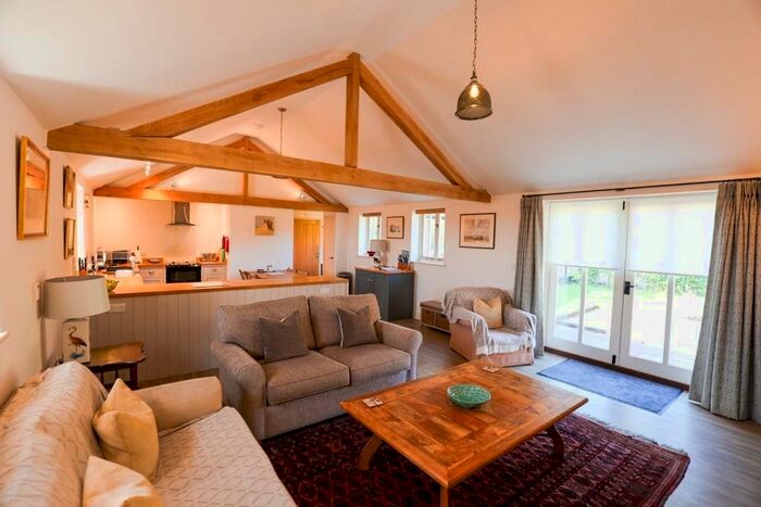 2 Bedroom Bungalow To Rent In Castle Camps, Cambridge, CB21