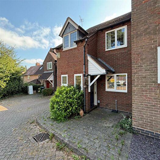 2 Bedroom Mews To Rent In St Chad's Mews, Old Warwick Road, Lapworth, Solihull, B94