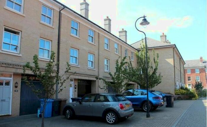4 Bedroom Town House To Rent In St. Anthonys Crescent, Ipswich, IP4