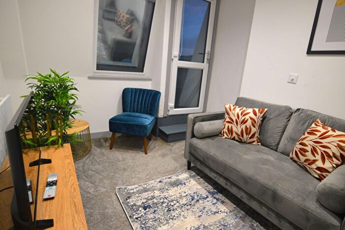 1 Bedroom Flat To Rent In George House, George Street, Hull, HU1