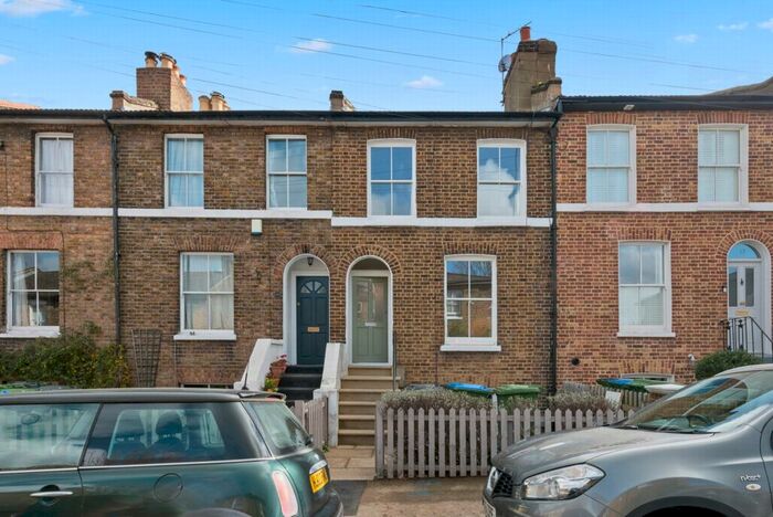 2 Bedroom House To Rent In Reynolds Place, Blackheath, SE3