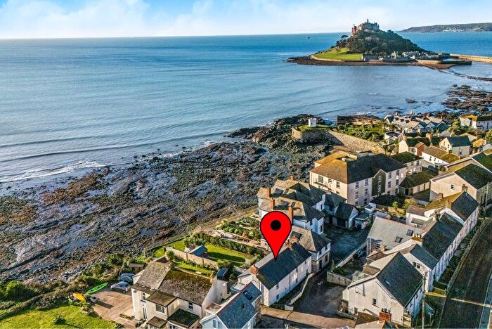 4 Bedroom Property For Sale In Oates Road, Marazion, TR17