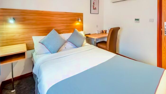 1 Bedroom House To Rent In Mansfield Rd, Ilford, London, London, IG1