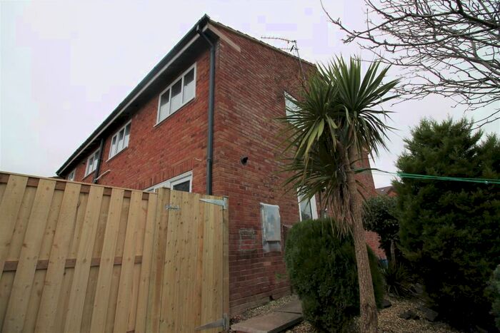 2 Bedroom Apartment To Rent In Bryn Eryr, Colwyn Heights, LL29