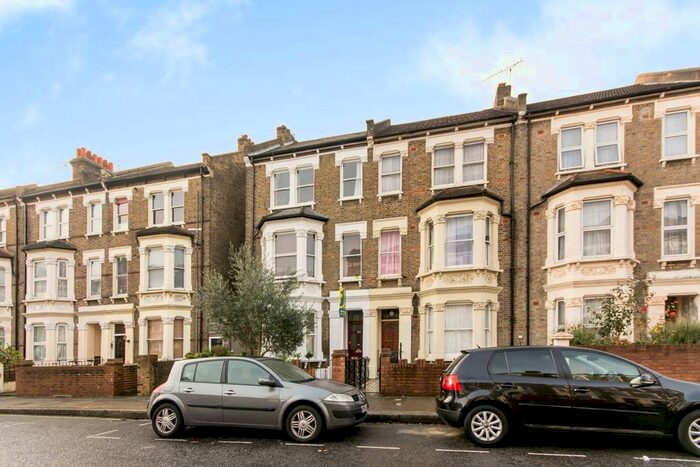 2 Bedroom Flat To Rent In Saltram Crescent, Maida Hill, London, W9