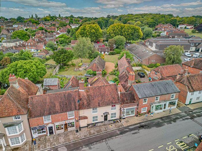 4 Bedroom Character Property For Sale In The Square, Titchfield Village, PO14