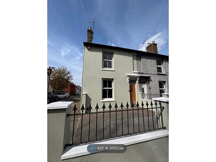 2 Bedroom End Terrace House To Rent In Sturry Road, Canterbury, CT1