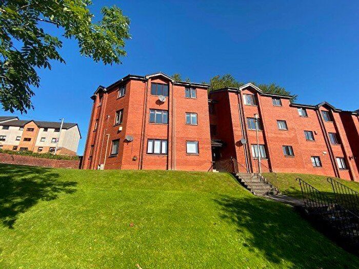 3 Bedroom Flat To Rent In Sandbank Drive, Glasgow, G20