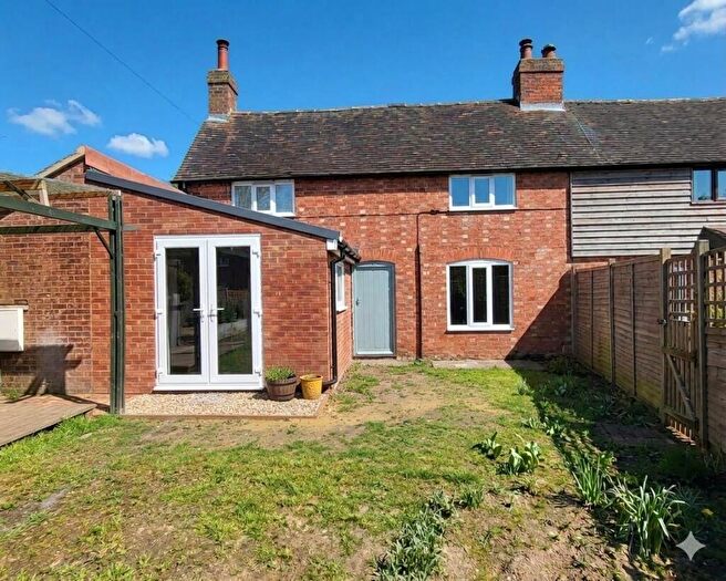2 Bedroom End Of Terrace House For Sale In Chequers Lane, Newport Pagnell, MK16