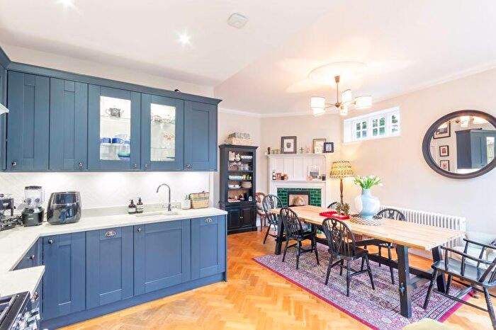 6 Bedroom Terraced House For Sale In Kingsland, Jesmond, Newcastle Upon Tyne, NE2
