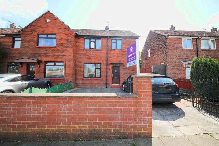 3 Bedroom Terraced House To Rent In Montrose Avenue, Wigan, Lancashire, WN5