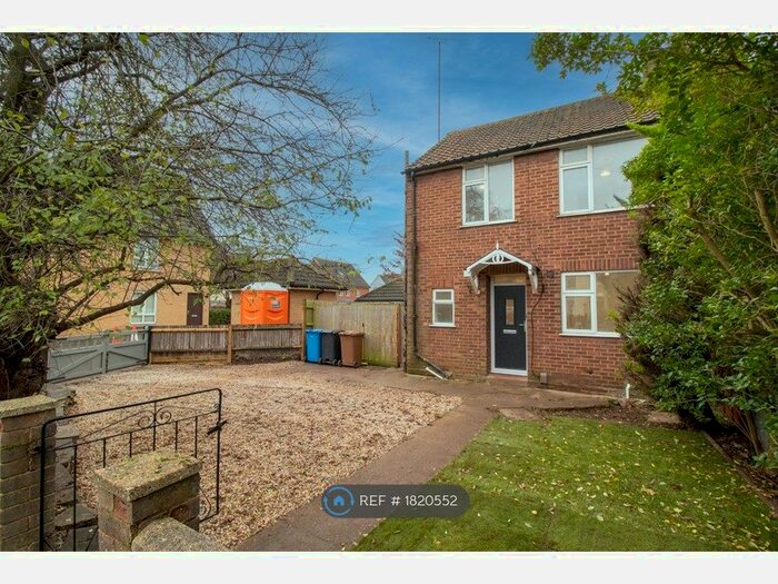 3 Bedroom Semi-Detached House To Rent In Bramford Road, Ipswich, IP1